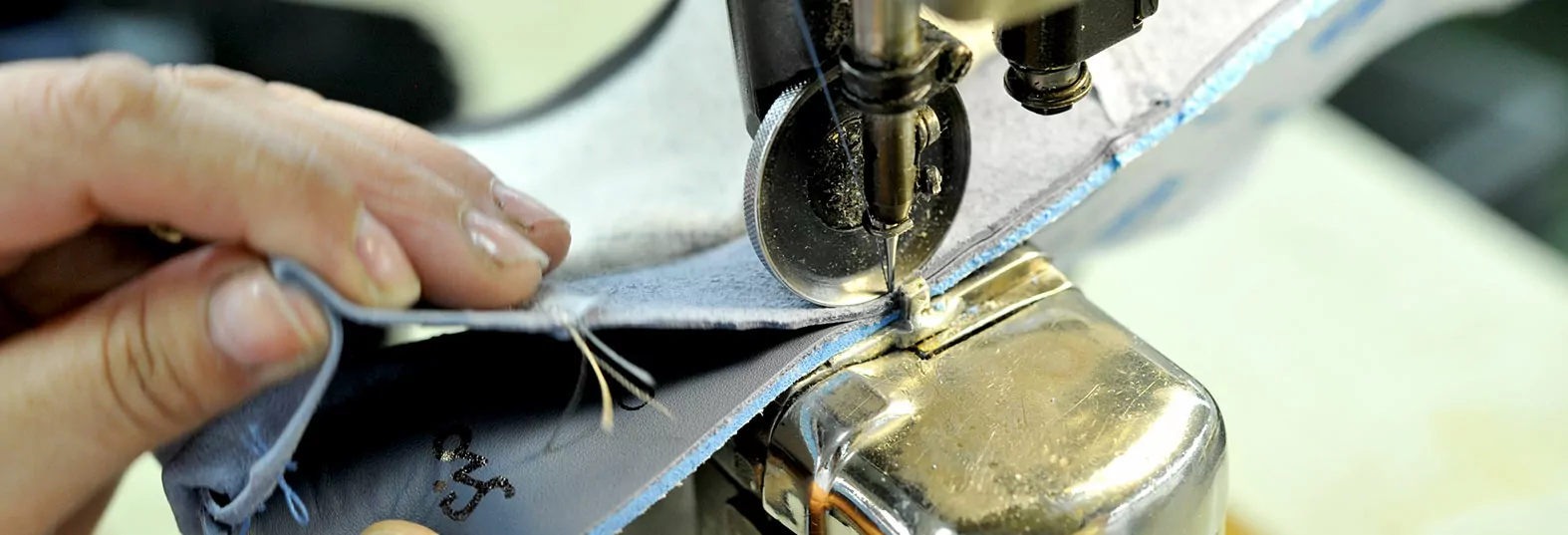 Small manual pressure fixing machine, shoe press,shoe sole pressure bond  device | eBay